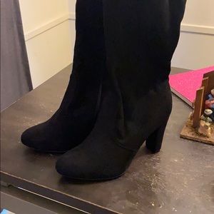 Black thigh high heel boots 👢